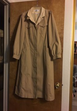 Ladies rain coat size 12