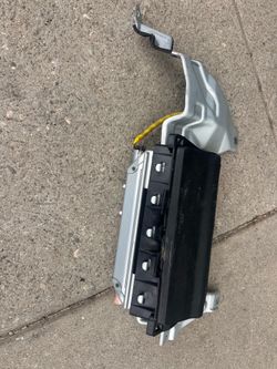 2014-2024 TOYOTA 4RUNNER LEFT KNEE A-BAG