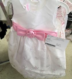 La Princess size 24 mos. White Dress with pink bow