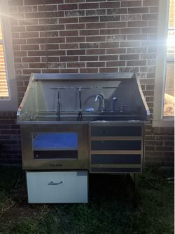 Dog Wash Station