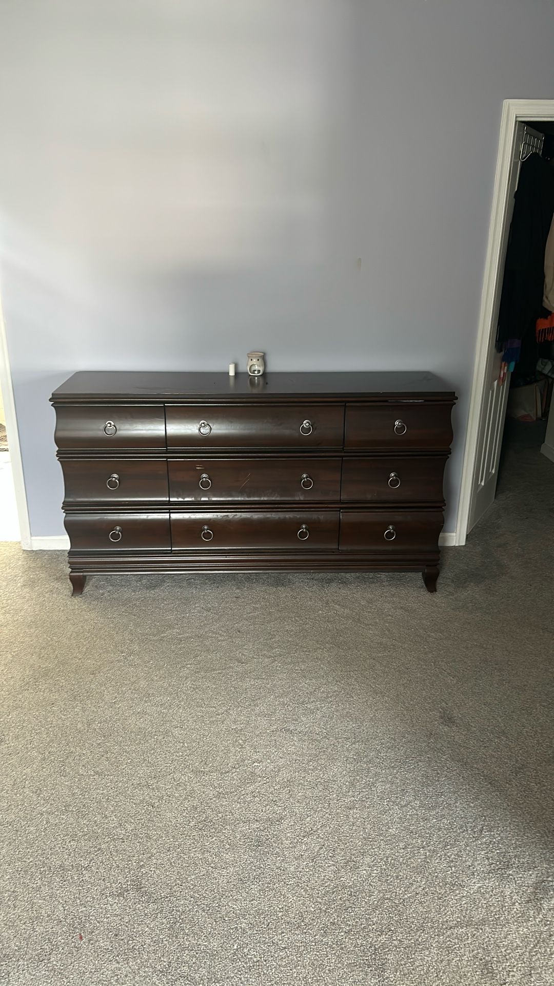 Medium Dresser