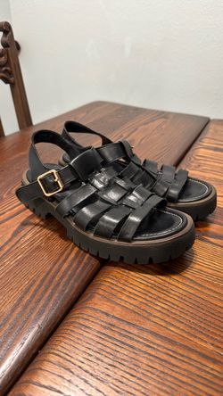 Black sandals