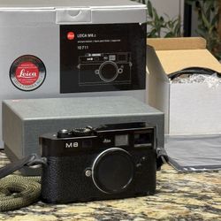Leica M8.2 Black Paint – Low Actuations, Full Box, Collector Quality