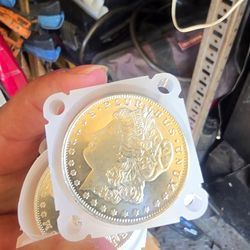 1 Troy Oz .999 Fine Silver Morgan Tribute Rounds