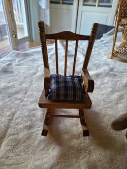 TY 1999 Beanie With Wooden Rocker