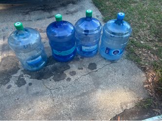 5gal water jugs