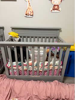 Convertible Infant Crib