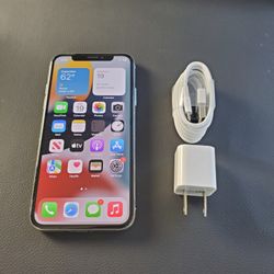 iPhone X - UNLOCKED - Like New  