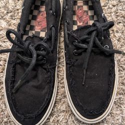 Vans unisex Black Frayed Canvas Lifestyle Sneakers Shoes
men's 6.5 /women's size 8