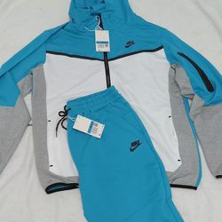 Nike Tech Men's Sweat Suit  XL  North Carolina Blue