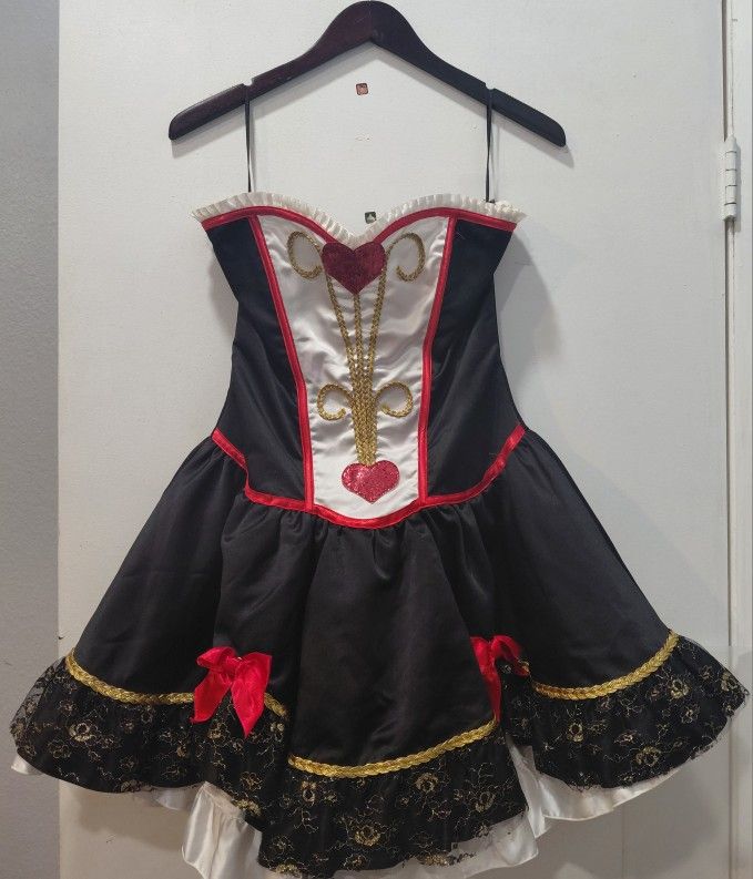 Women's Queen Of Hearts Halloween Costume  Size M