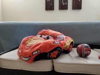 M Toys- Cars Movie Lightning McQueen and Mater Plush Toy Pillows