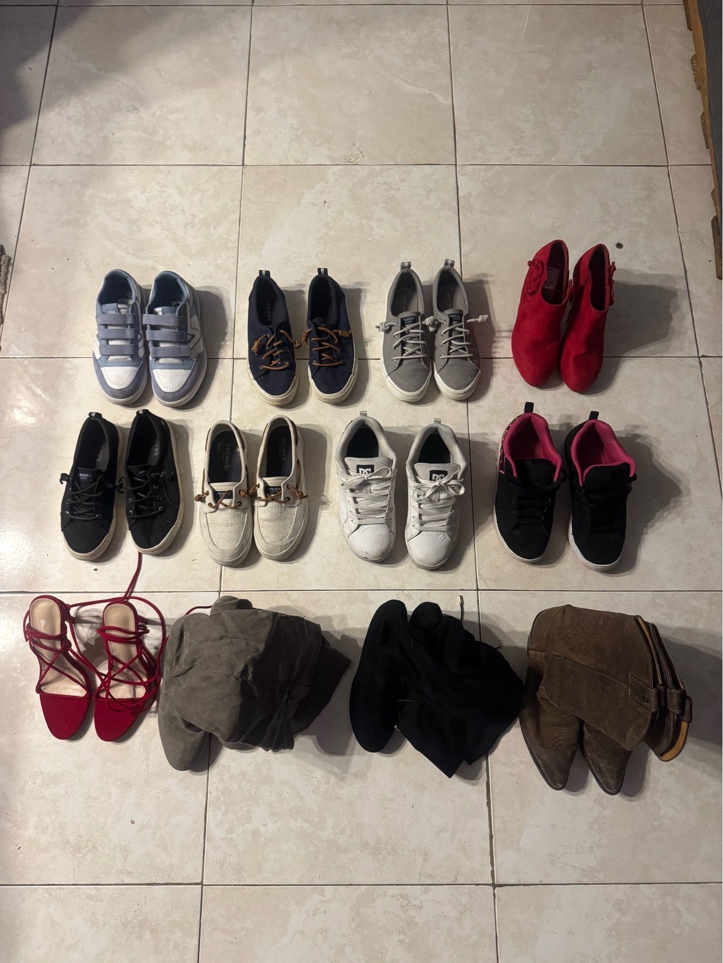 Women’s shoes/boots