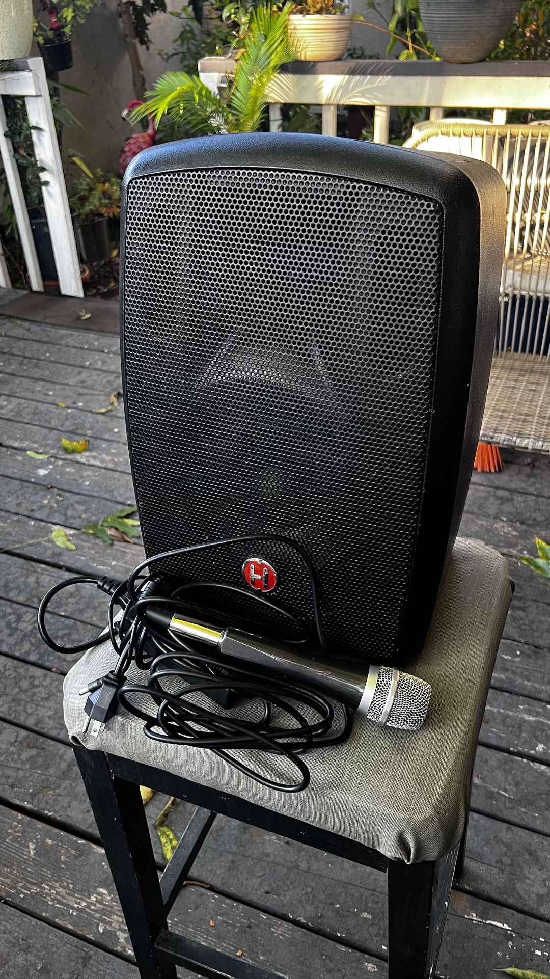 Harbinger Portable Bluetooth Speaker