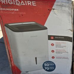 🆕️Frigidaire High Humidity 50 Pint Capacity Dehumidifier with Built In Pump

FFAP5033W1