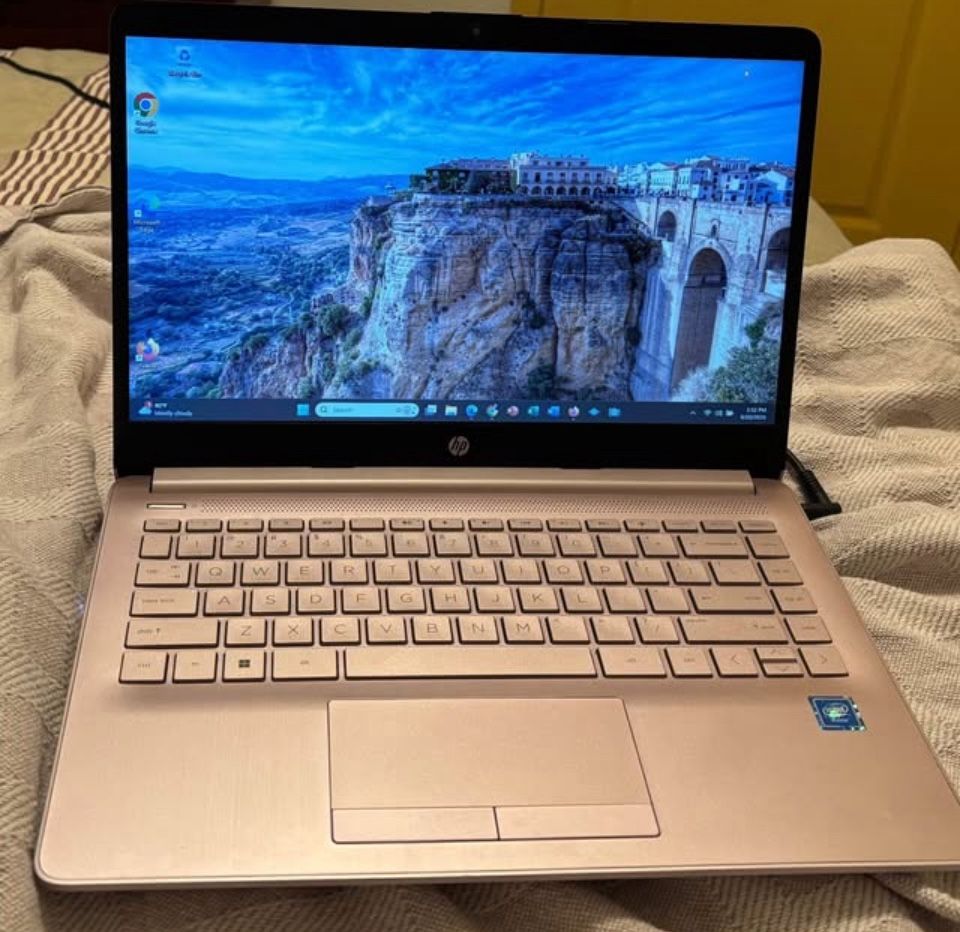 Selling HP Stream 14 Laptop