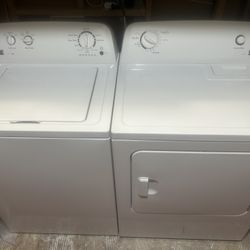 Electric Washer & Dryer Set