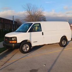 2005 GMC Savana 2500