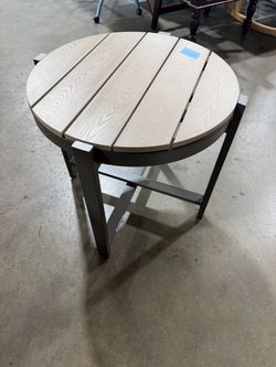Outdoor patio side table- end table