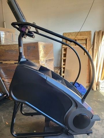 Stairmaster 8G Stepmill Refurbished