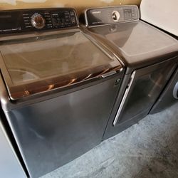 Samsung ActiveWash Large Capacity Top Load Washer And Gas Dryer Set 