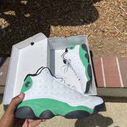 Jordan 13 Retro ‘White Lucky Green’ Size 12 Men’s Shoes 