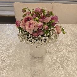 Natural Flower With  Ceramic Pot 