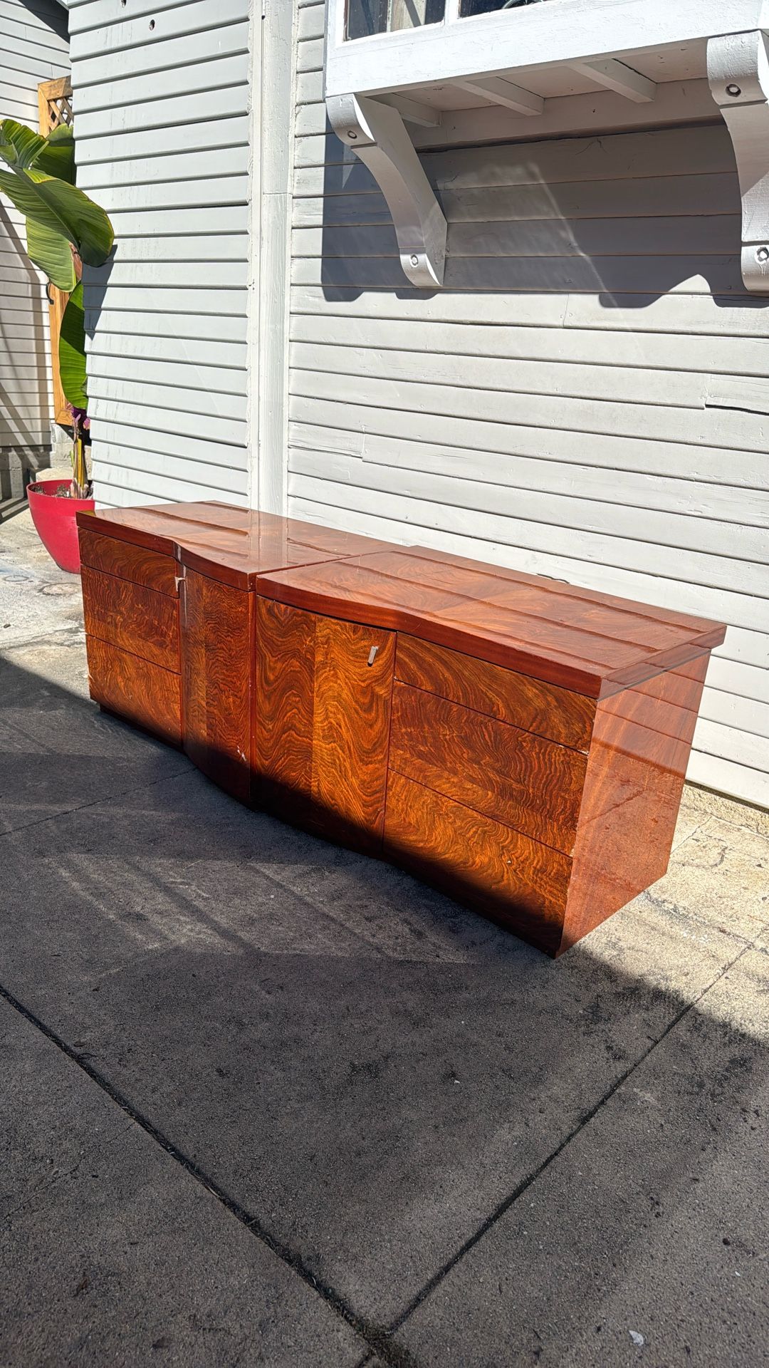 PENDING PICKUP- FREE Italian Dresser Unit