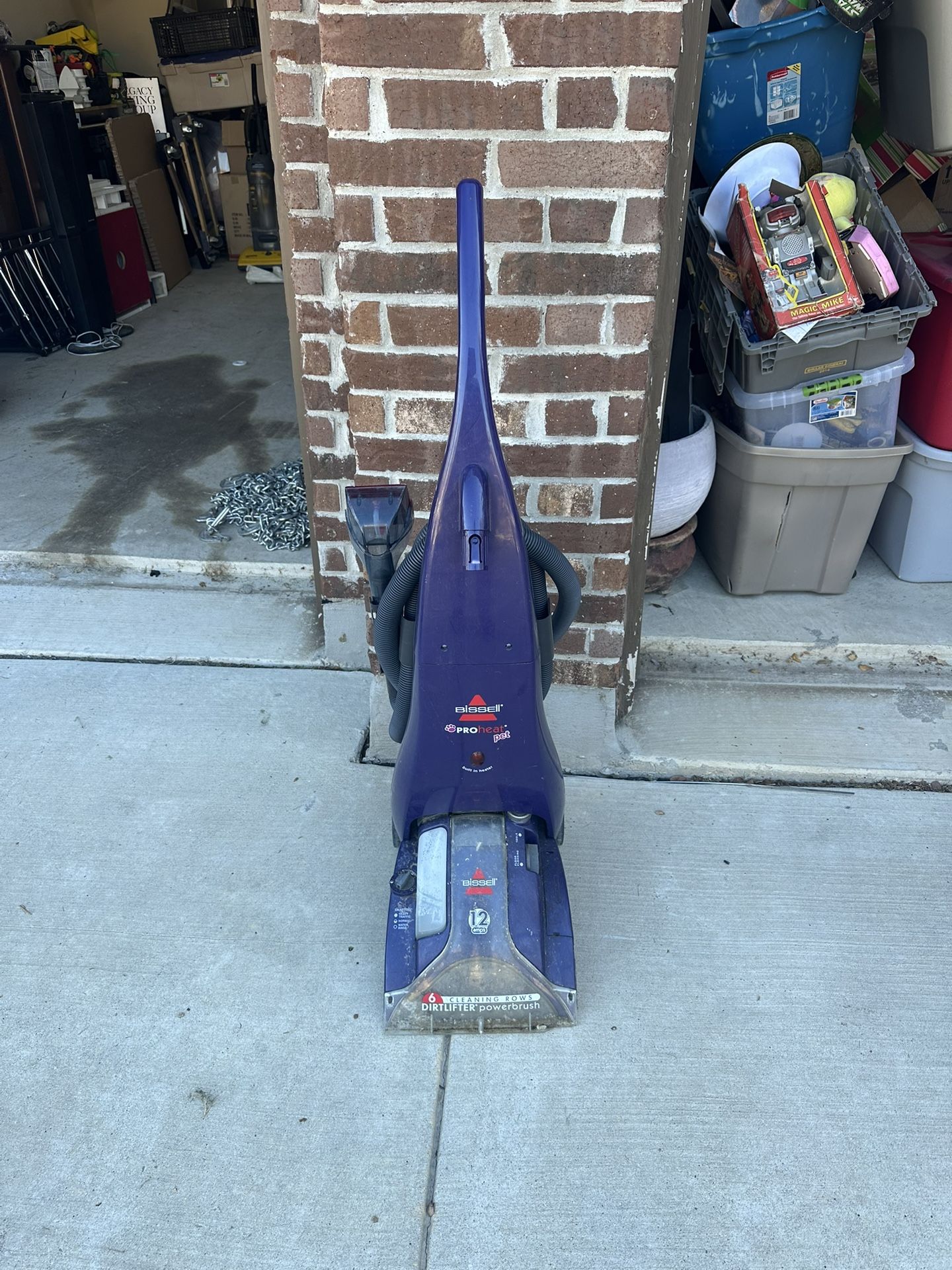Bissell ProHeat Pet 12 amp carpet cleaner