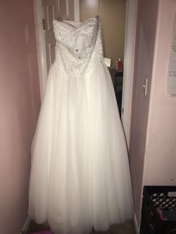 Wedding dress