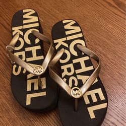Authentic Michael Kors High Sandals Size 7