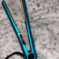 Chi Straighteners