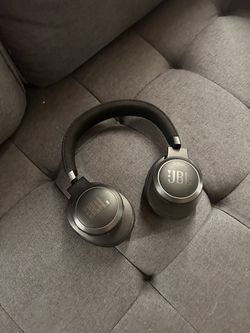 Bluetooth headphones