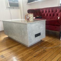 Modern Lift-Top Coffee Table w/ Storage + Built-In Outlets