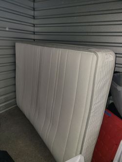 Queen size mattress, white, good condition