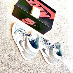 Air Jordan 1 high OG Stealth