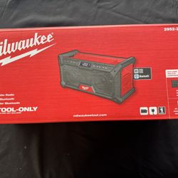 Milwaukee Speaker 