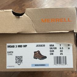 MERRELL - HIKING ANKLE BOOTS