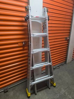 Escalera gorilla $120