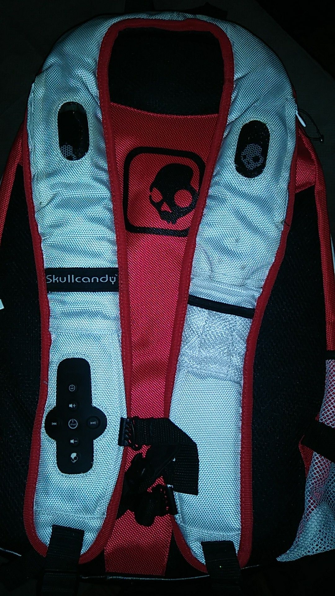 Skullcandy backpack with speakers already installed for both android and iphone