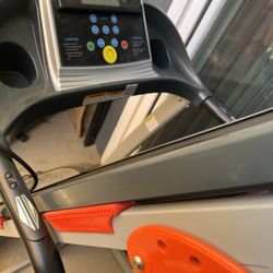 Treadmill 