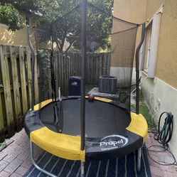Propel 7’ Trampoline With Safety Enclosure 