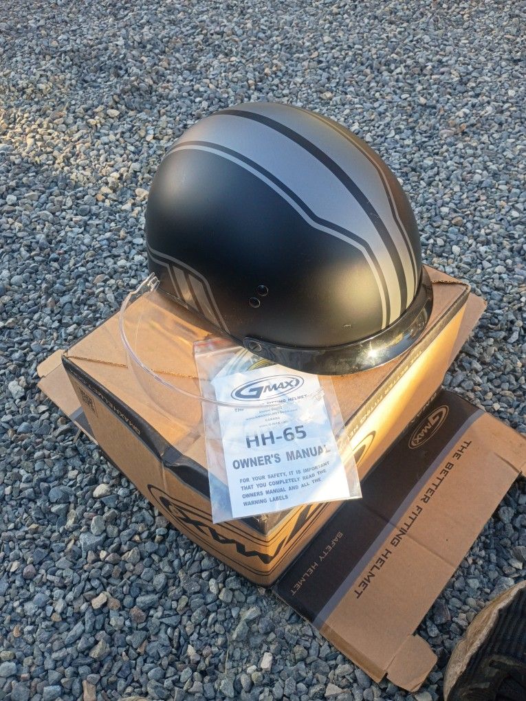 GMax Motorcycle Helmet For Sale