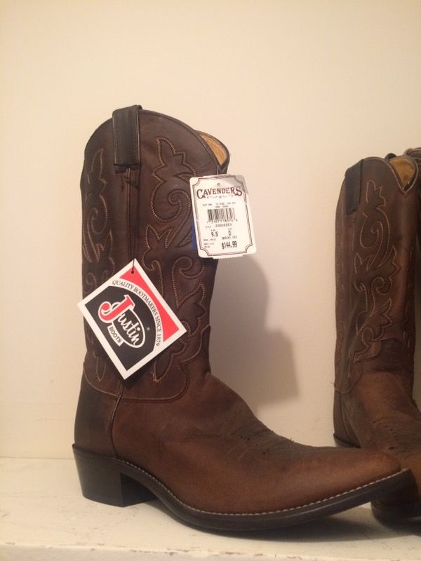 2 pairs of boots make offer!!