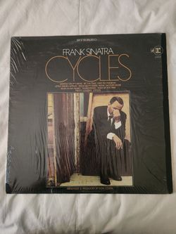 Frank Sinatra 2 Vintage Vinyl Set