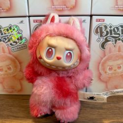 Labubu Big Into Energy- Love