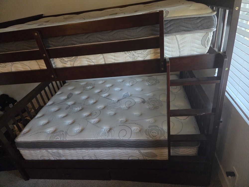 Full over full wood bunk beds With 2 Drawers