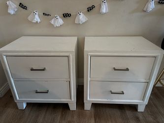 White 2-Drawer Nightstands – Set of 2