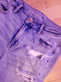 Distressed jeans 👖