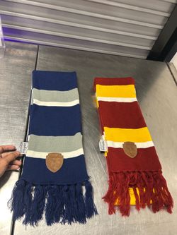 Harry Potter Scarfs Hogwarts 2 Houses Crest Stripe Raven Claw/Gryffindor